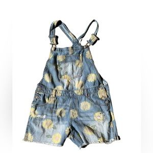 Jordache Flower overall short Jean distressed Girl XXL Youth Casual Denim Flower